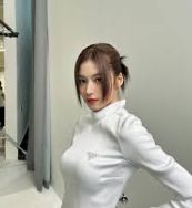 17c视频社区｜短视频分享、互动评论与热门话题